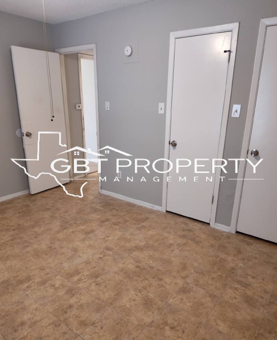 Apartment for rent at 8625 Fireside Dr, Austin, TX 78757