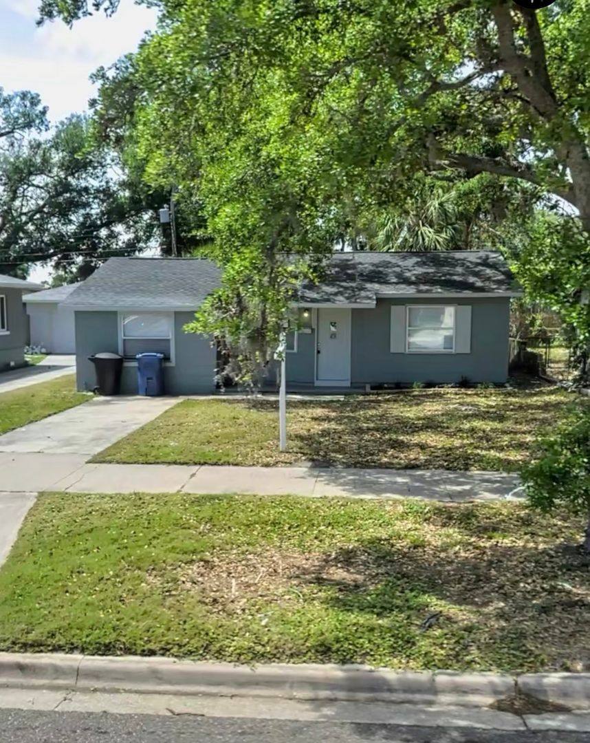 House for rent at 2935 Dr Martin Luther King Jr St, Saint Petersburg, FL 33705