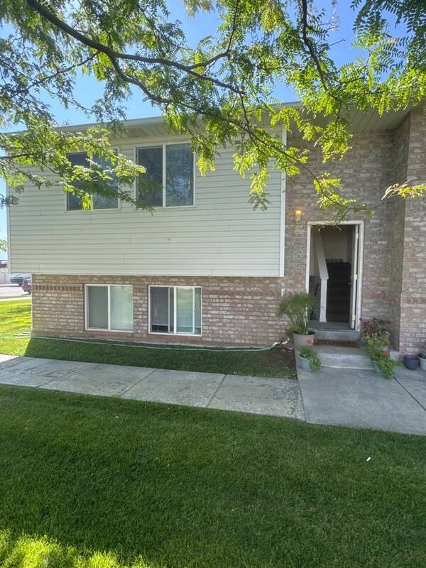 Townhouse for rent at 1670 W 100 N #C, Tremonton, UT 84337