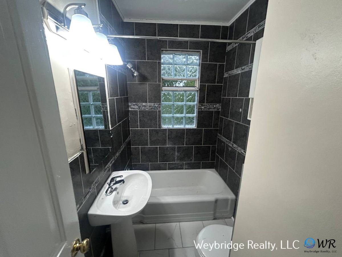 Apartment for rent at 3732 Herbert Ave, Cincinnati, OH 45211