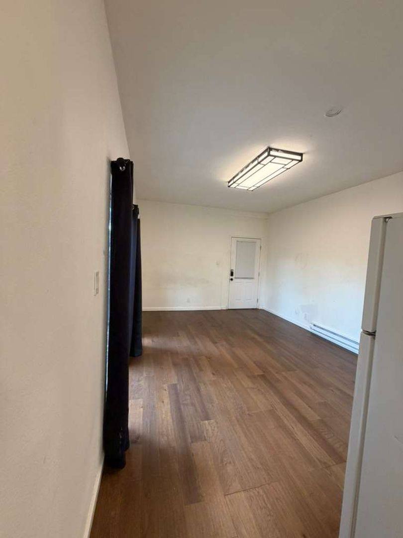 Apartment for rent at 234 5th Ave, Redwood City, CA 94063