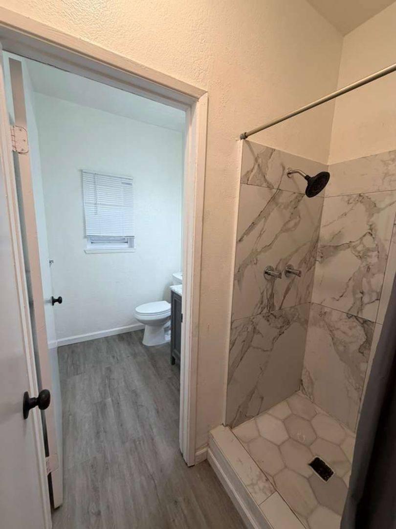 Apartment for rent at 234 5th Ave, Redwood City, CA 94063