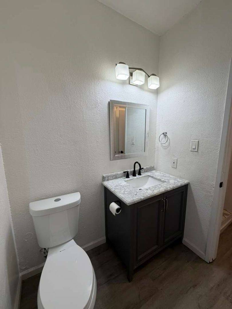 Apartment for rent at 234 5th Ave, Redwood City, CA 94063