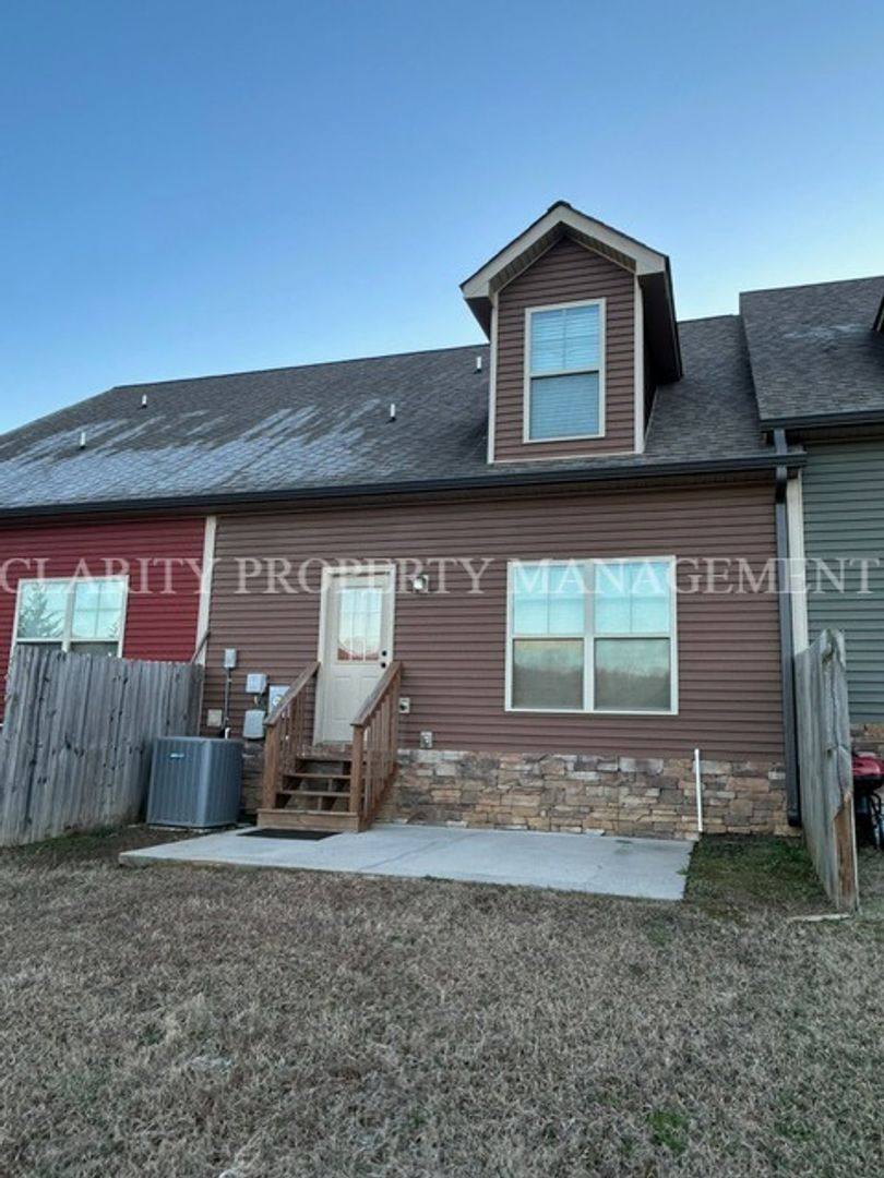 Townhouse for rent at 109 Belle Chase Way NE, Cleveland, TN 37312