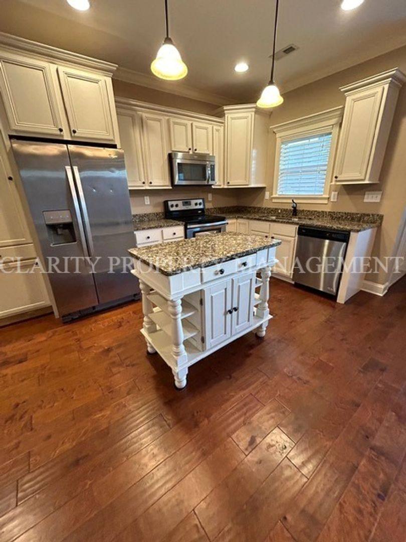 Townhouse for rent at 109 Belle Chase Way NE, Cleveland, TN 37312
