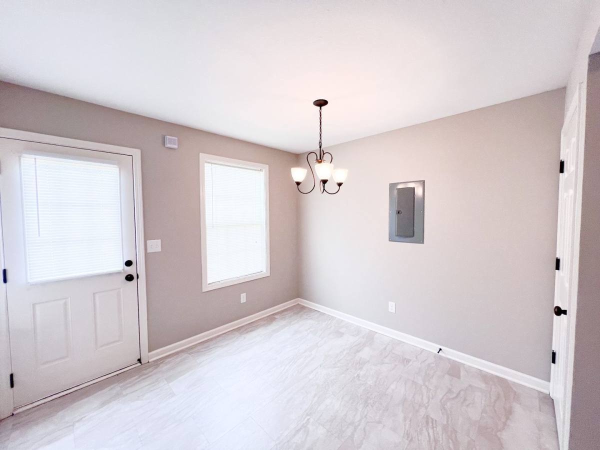 Townhouse for rent at 305 Rowand Court, Clarksville, TN 37042