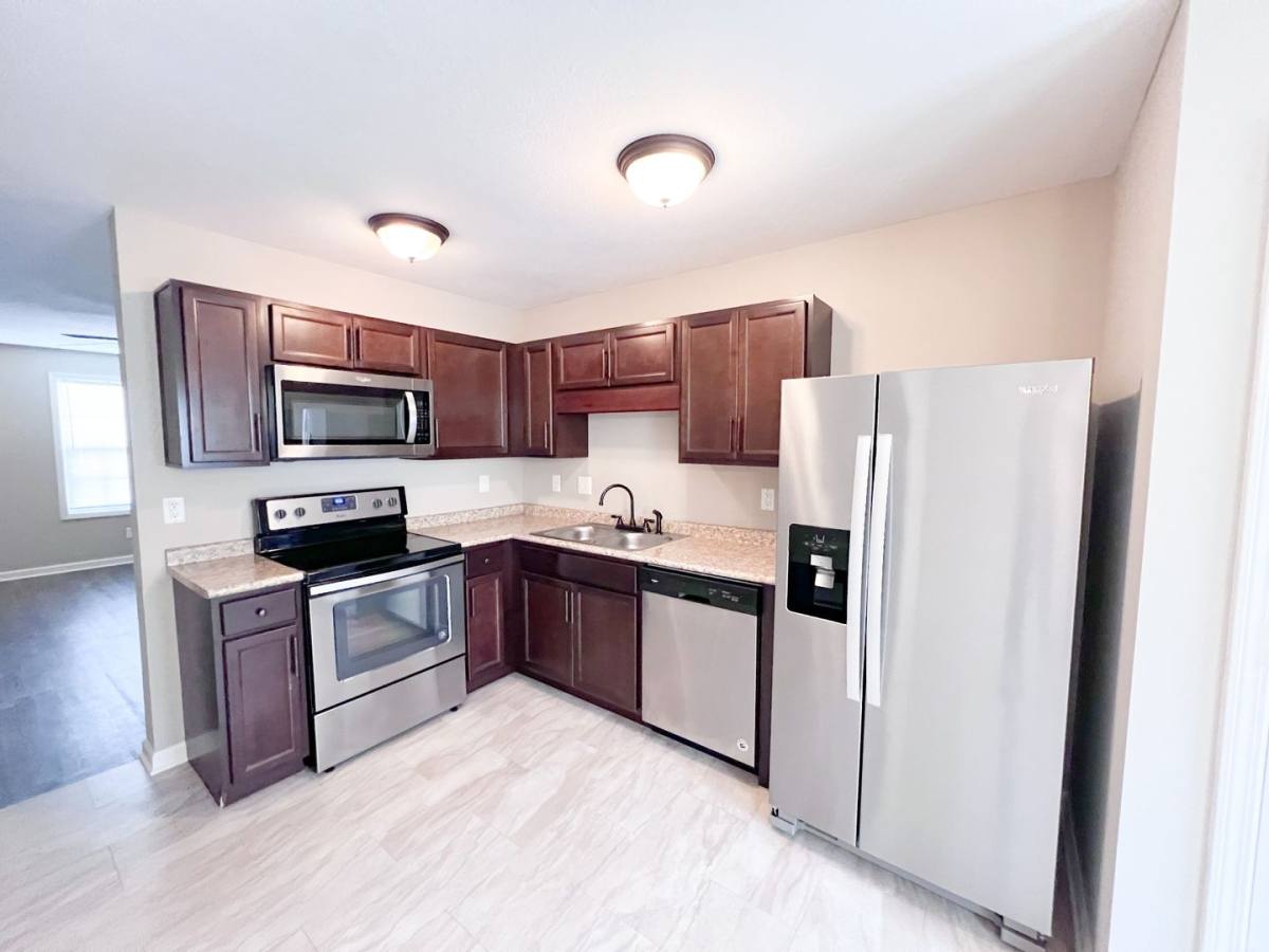 Townhouse for rent at 305 Rowand Court, Clarksville, TN 37042