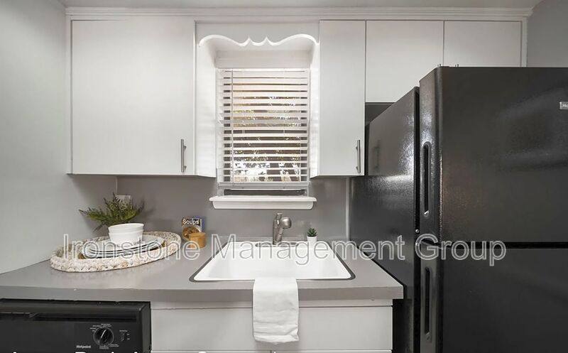 Apartment for rent at 4111 E 51st St, Tulsa, OK 74135