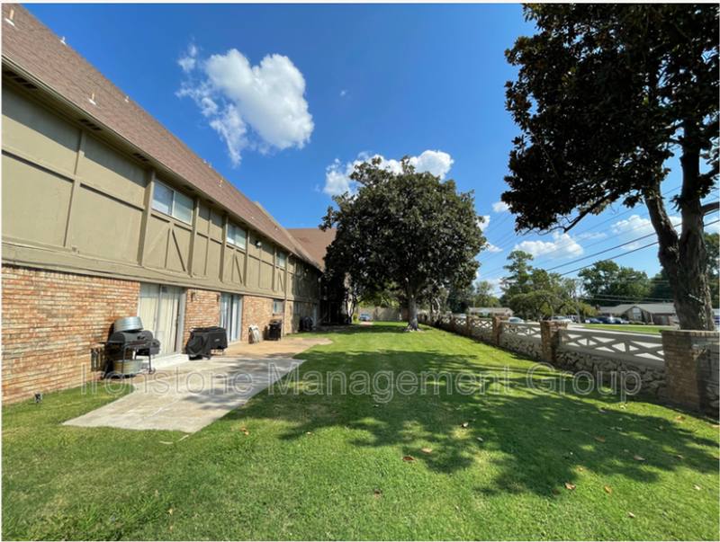 Apartment for rent at 4111 E 51st St, Tulsa, OK 74135