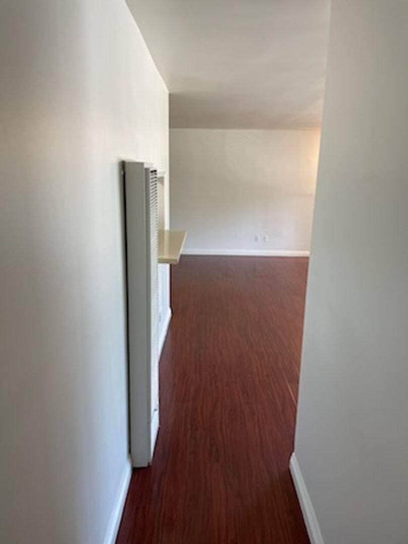 Apartment for rent at 7222 Whittier Ave, Whittier, CA 90602