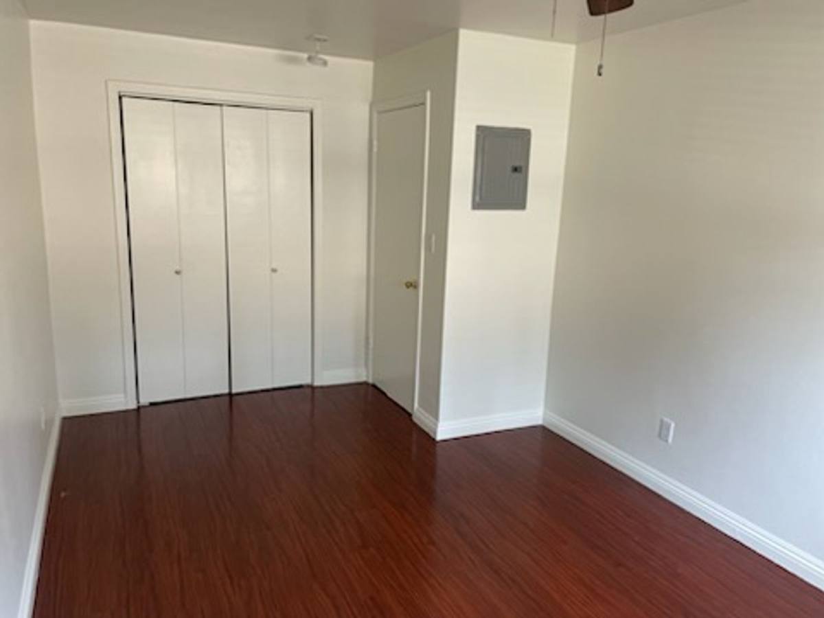 Apartment for rent at 7222 Whittier Ave, Whittier, CA 90602