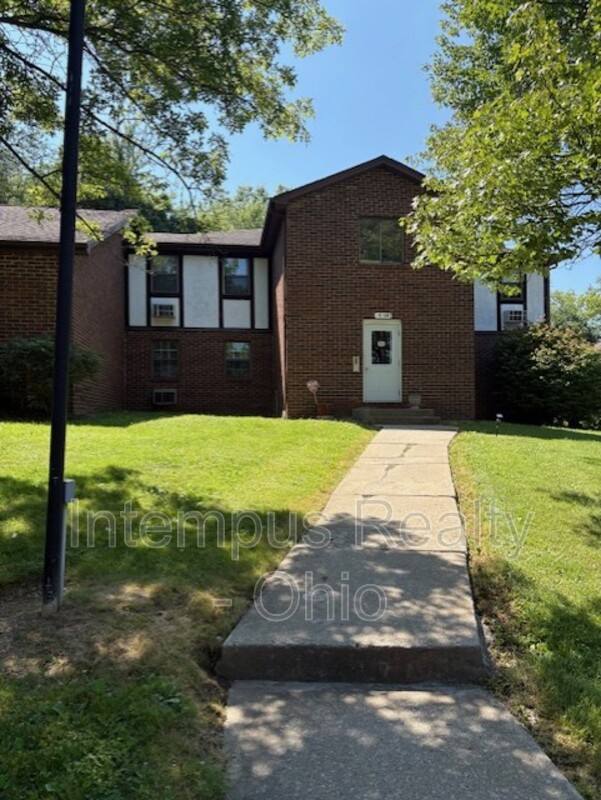 Apartment for rent at 6321 Saint Andrews Dr #51, Canfield, OH 44406