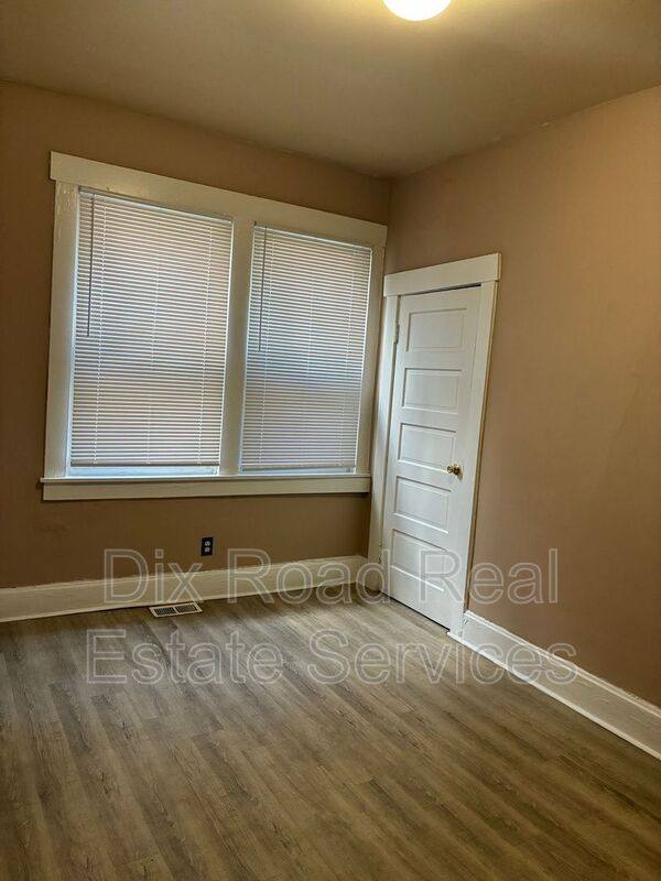 Apartment for rent at 702 Baltimore St, Middletown, OH 45044