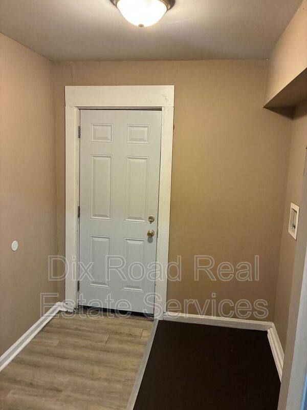Apartment for rent at 702 Baltimore St, Middletown, OH 45044