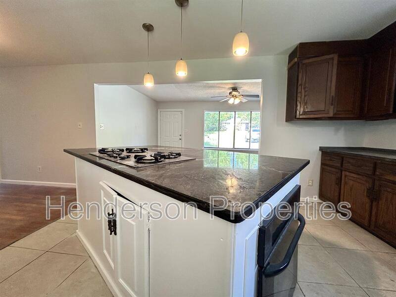 House for rent at 908 Bilmark Ave, Charlotte, NC 28213