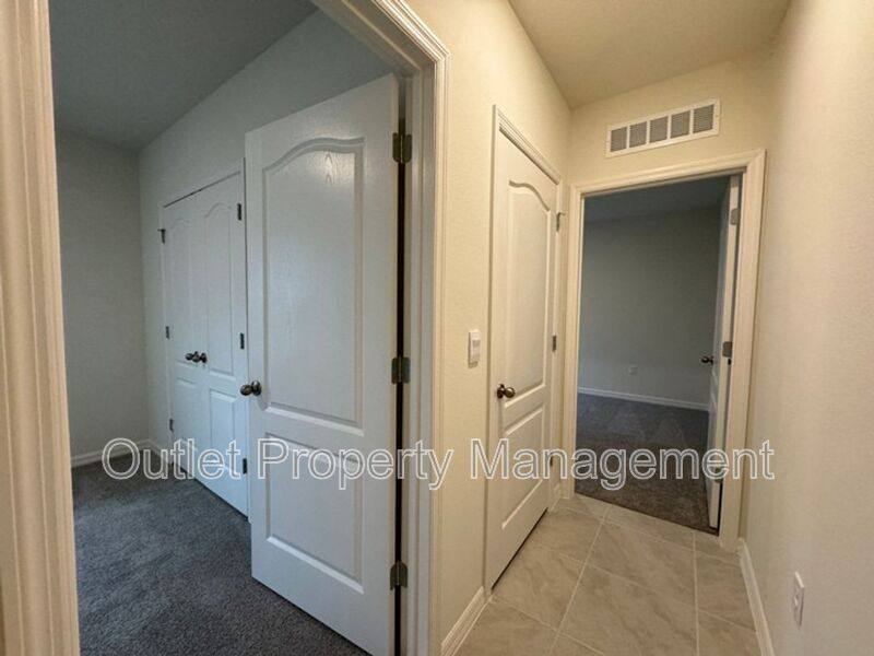 House for rent at 391 Pelham Park Dr, Deland, FL 32720
