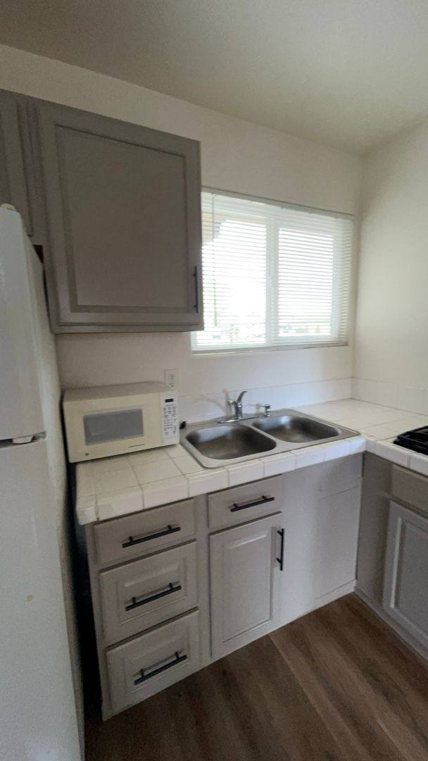 Apartment for rent at 1300 Mesa Dr, Hollister, CA 95023