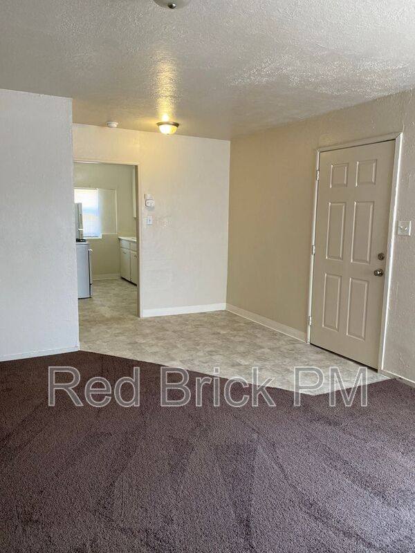 House for rent at 489 Cedar Ave, Atwater, CA 95301