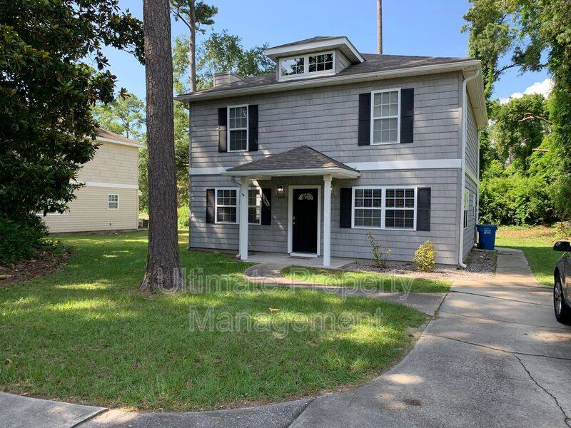 House for rent at 3913 Wilshire Blvd #NEW Hanover County, Wilmington, NC 28403