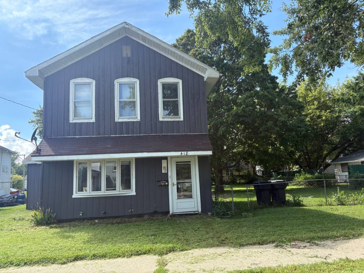 House for rent at 418 Lincoln St, Janesville, WI 53548