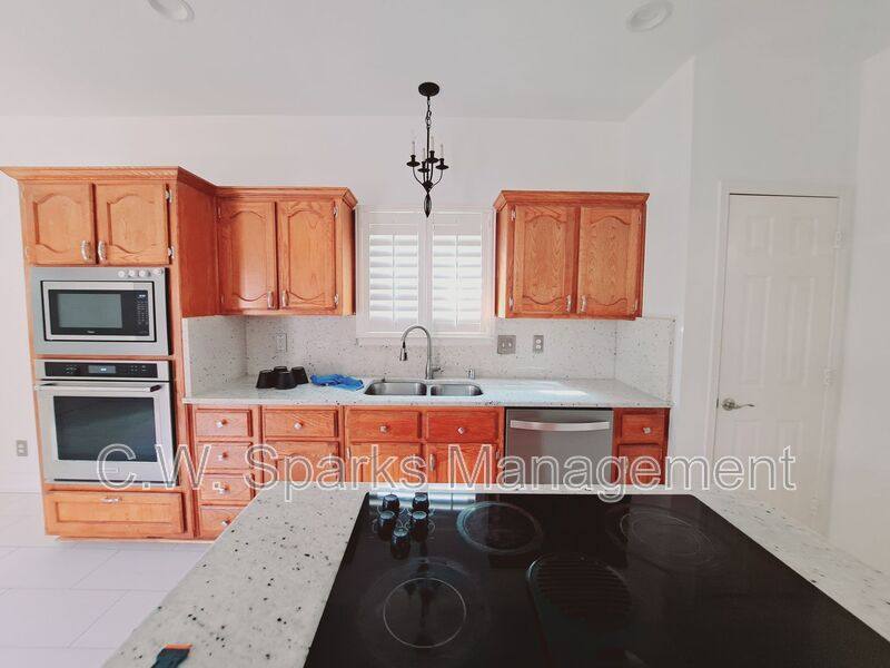 House for rent at 1534 Chapman Dr, Lancaster, TX 75134