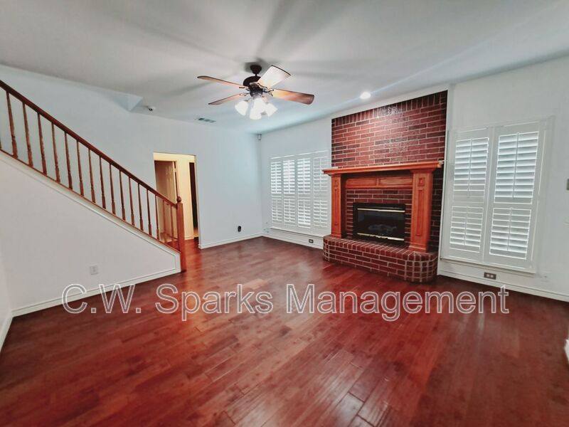 House for rent at 1534 Chapman Dr, Lancaster, TX 75134