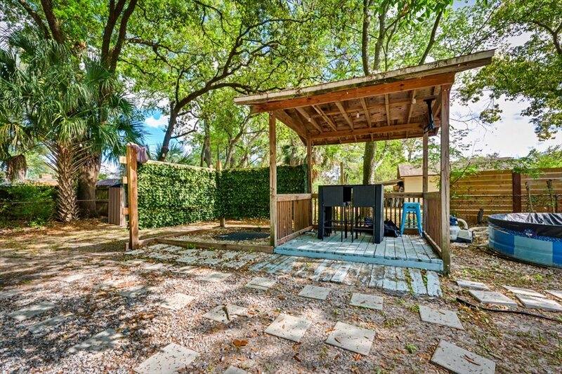 House for rent at 719 S Shores Rd, Jacksonville, FL 32207
