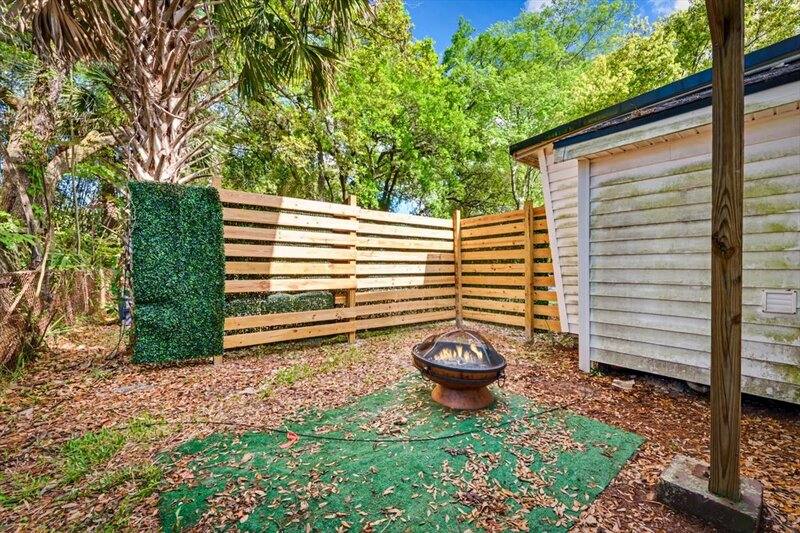 House for rent at 719 S Shores Rd, Jacksonville, FL 32207