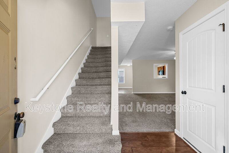 Townhouse for rent at 770 Needmore Rd #30, Clarksville, TN 37040