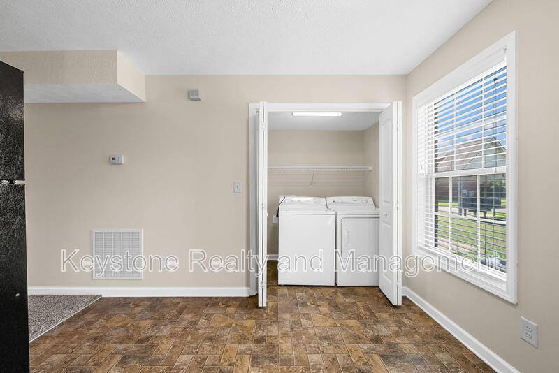Townhouse for rent at 770 Needmore Rd #30, Clarksville, TN 37040