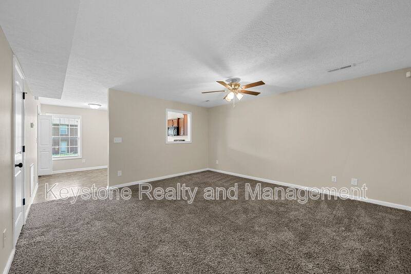 Townhouse for rent at 770 Needmore Rd #30, Clarksville, TN 37040