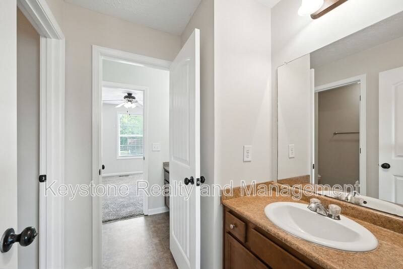 Townhouse for rent at 770 Needmore Rd #30, Clarksville, TN 37040