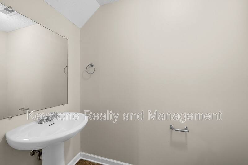 Townhouse for rent at 770 Needmore Rd #30, Clarksville, TN 37040