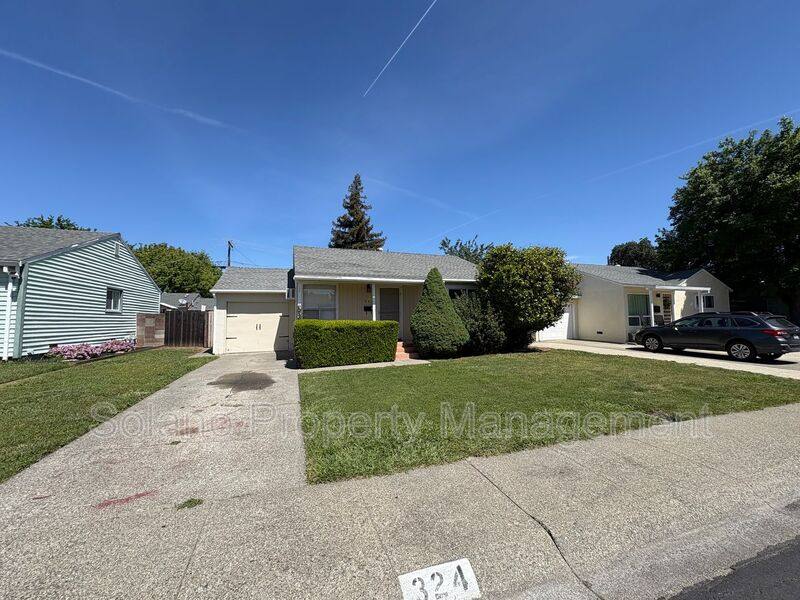 House for rent at 324 Cottonwood St, Vacaville, CA 95688