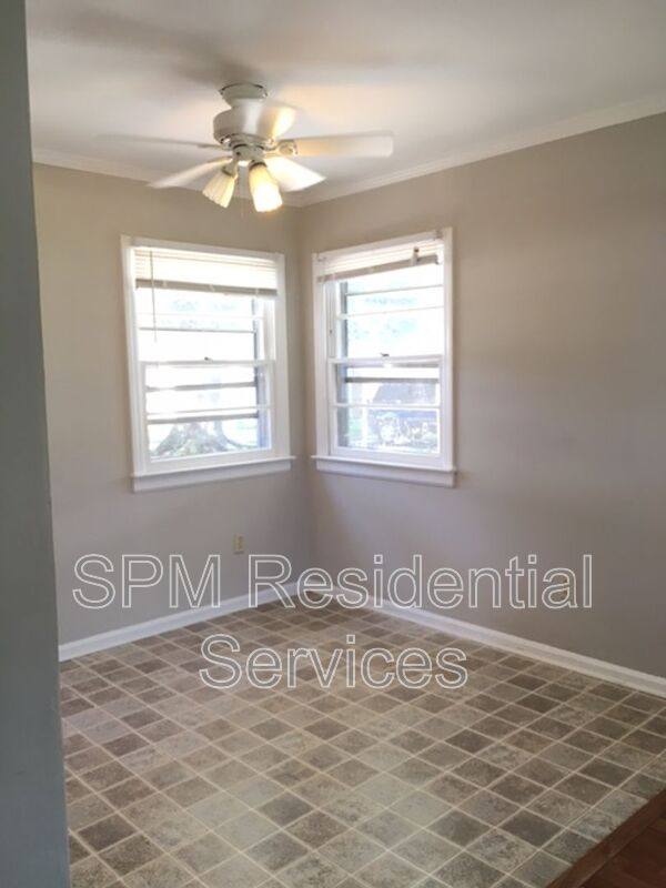 House for rent at 5218 Wrightsville Ave, Wilmington, NC 28403
