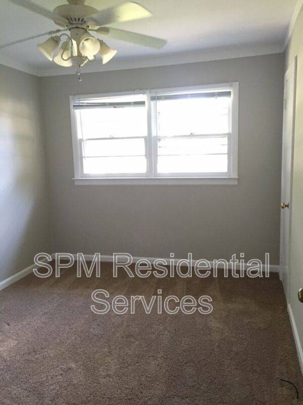 House for rent at 5218 Wrightsville Ave, Wilmington, NC 28403