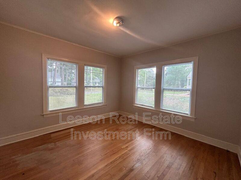 House for rent at 3802 Baltimore Ave, Shreveport, LA 71106