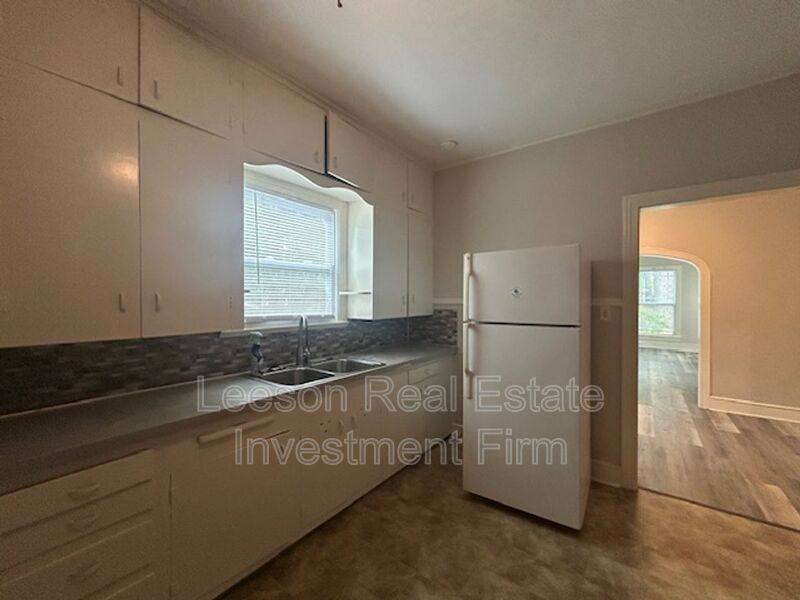 House for rent at 3802 Baltimore Ave, Shreveport, LA 71106