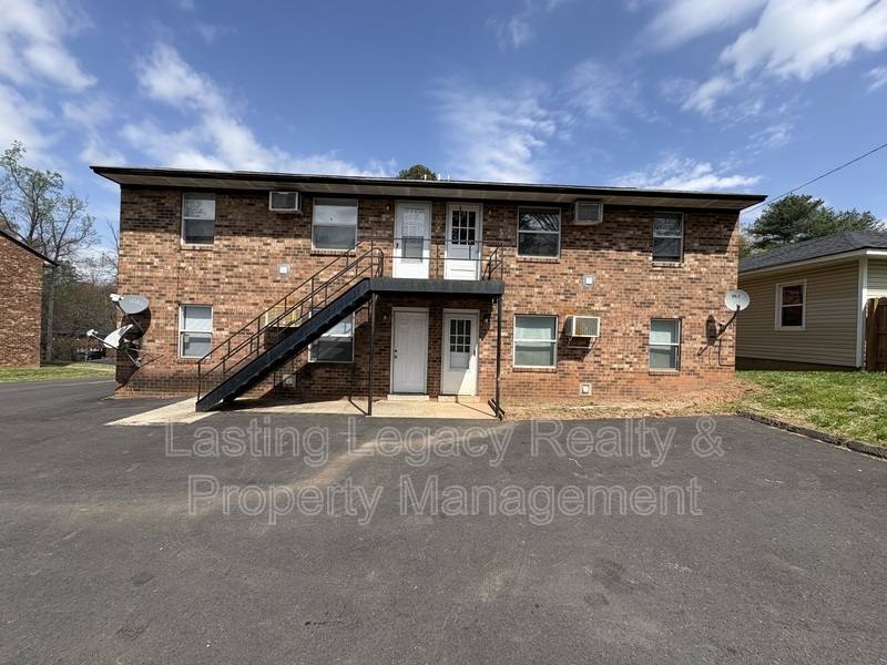 Apartment for rent at 1130 Conley St #A, Winston Salem, NC 27105