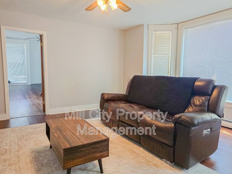 Apartment for rent at 463 Lake Ave #1, Manchester, NH 03103