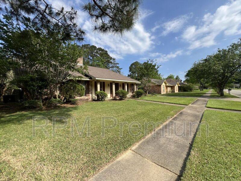 House for rent at 13936 Cayuga Dr, Baker, LA 70714