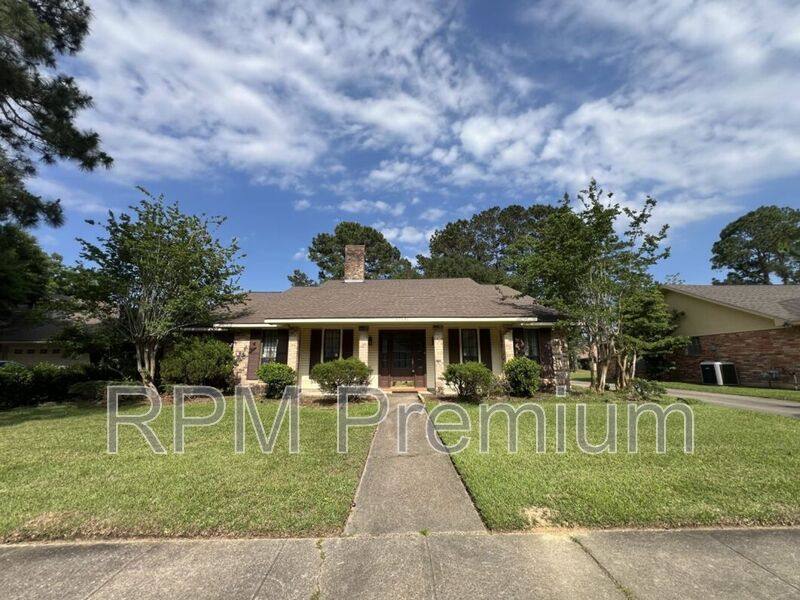 House for rent at 13936 Cayuga Dr, Baker, LA 70714