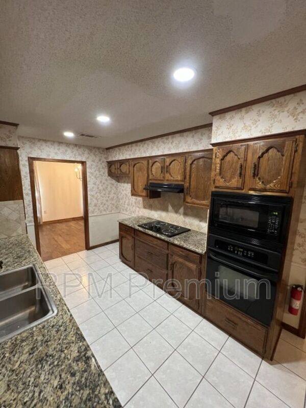 House for rent at 13936 Cayuga Dr, Baker, LA 70714