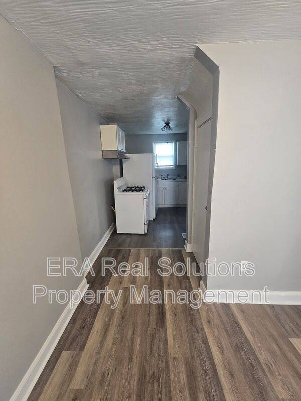 Apartment for rent at 693 N Dawson Ave, Columbus, OH 43219