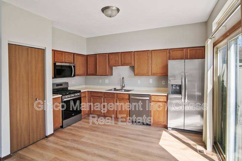 House for rent at 14163 S Napa Circle, Plainfield, IL 60544