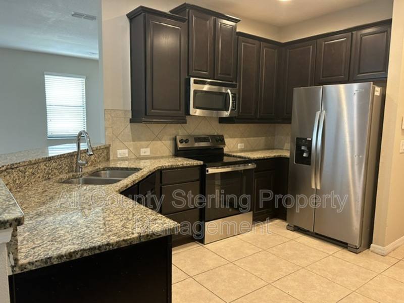 Townhouse for rent at 1876 Leather Fern Dr, Ocoee, FL 34761