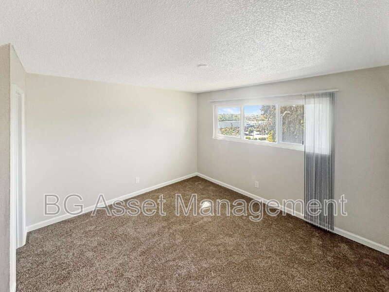 Apartment for rent at 102 Avian Dr, Vallejo, CA 94591