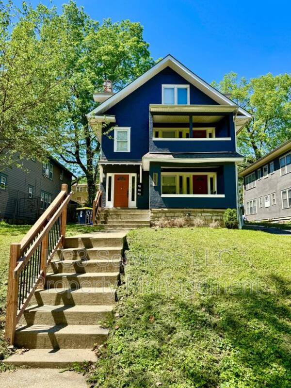 Apartment for rent at 5122 The Paseo, Kansas City, MO 64110