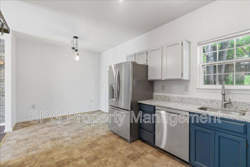 Townhouse for rent at 522 Breckinridge Square SE, Leesburg, VA 20175