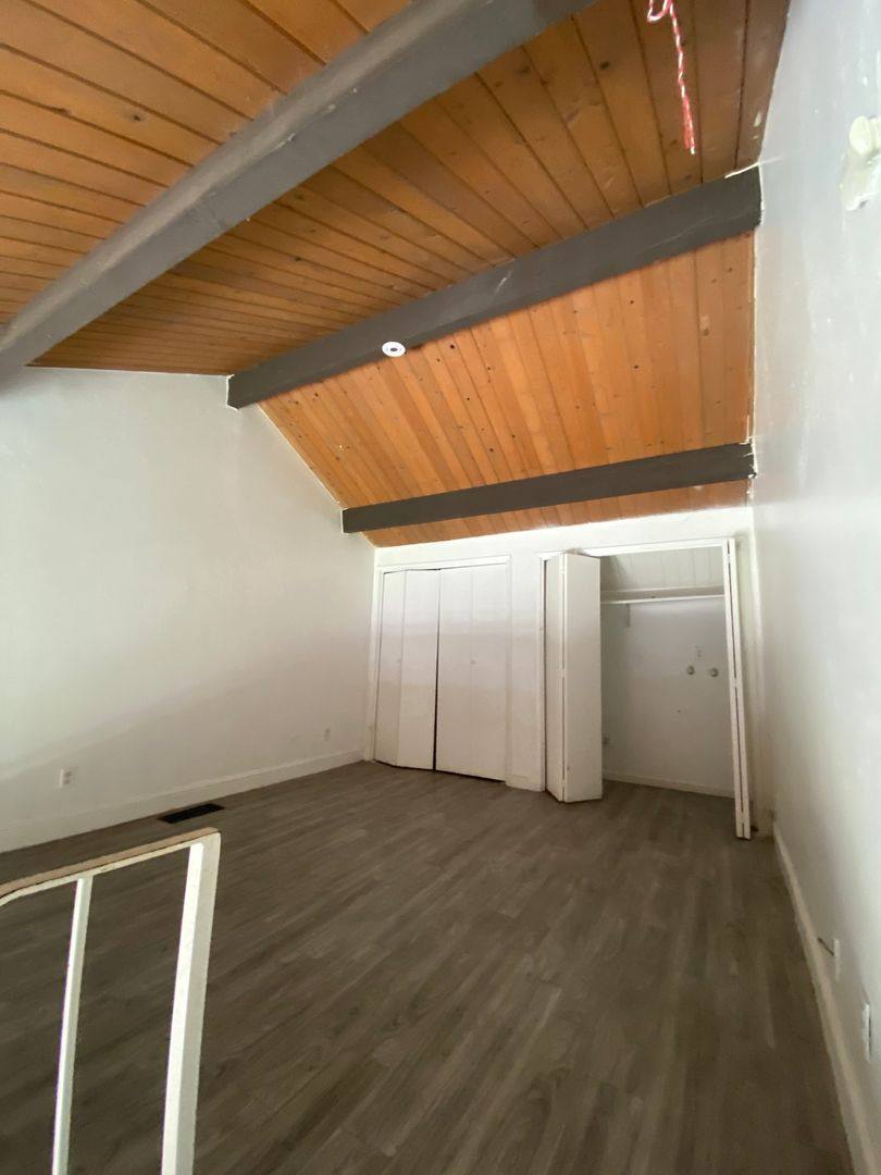 Townhouse for rent at 836 Illinois Ave, Los Banos, CA 93635